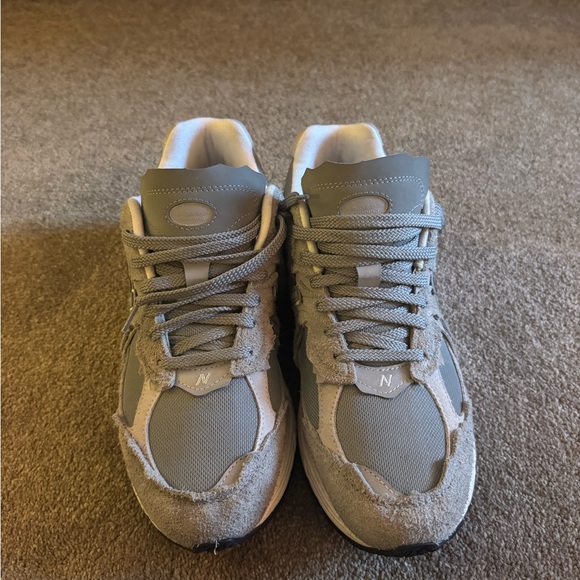 New Balance Light Gray M2002 RDM - Picture 3 of 6
